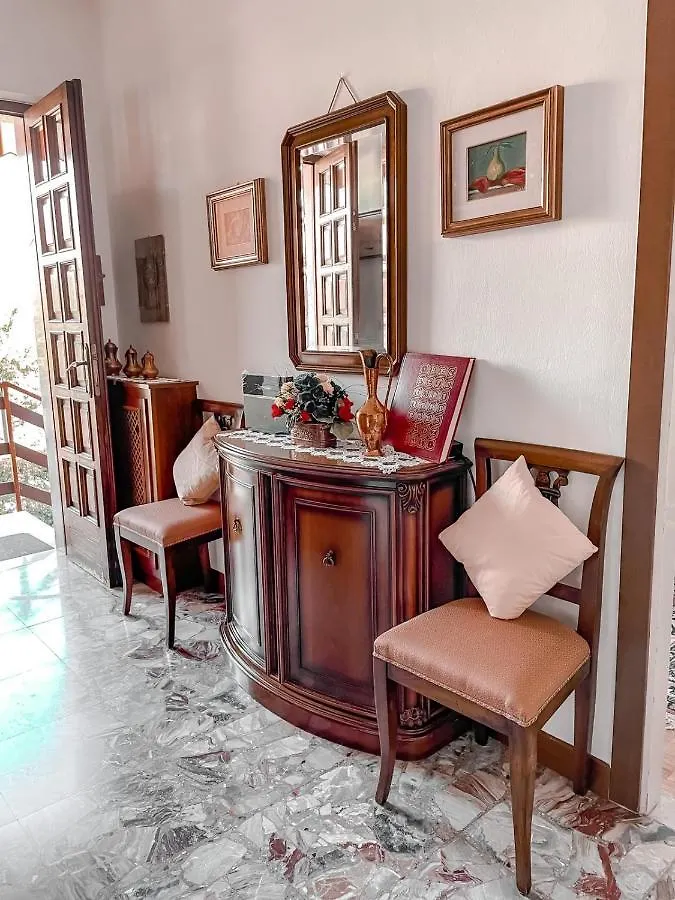 Casa Vacanze Annarita Bardolino Italy